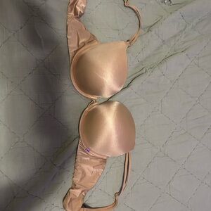Victoria's Secret Satin Light Blush T-Shirt Bra